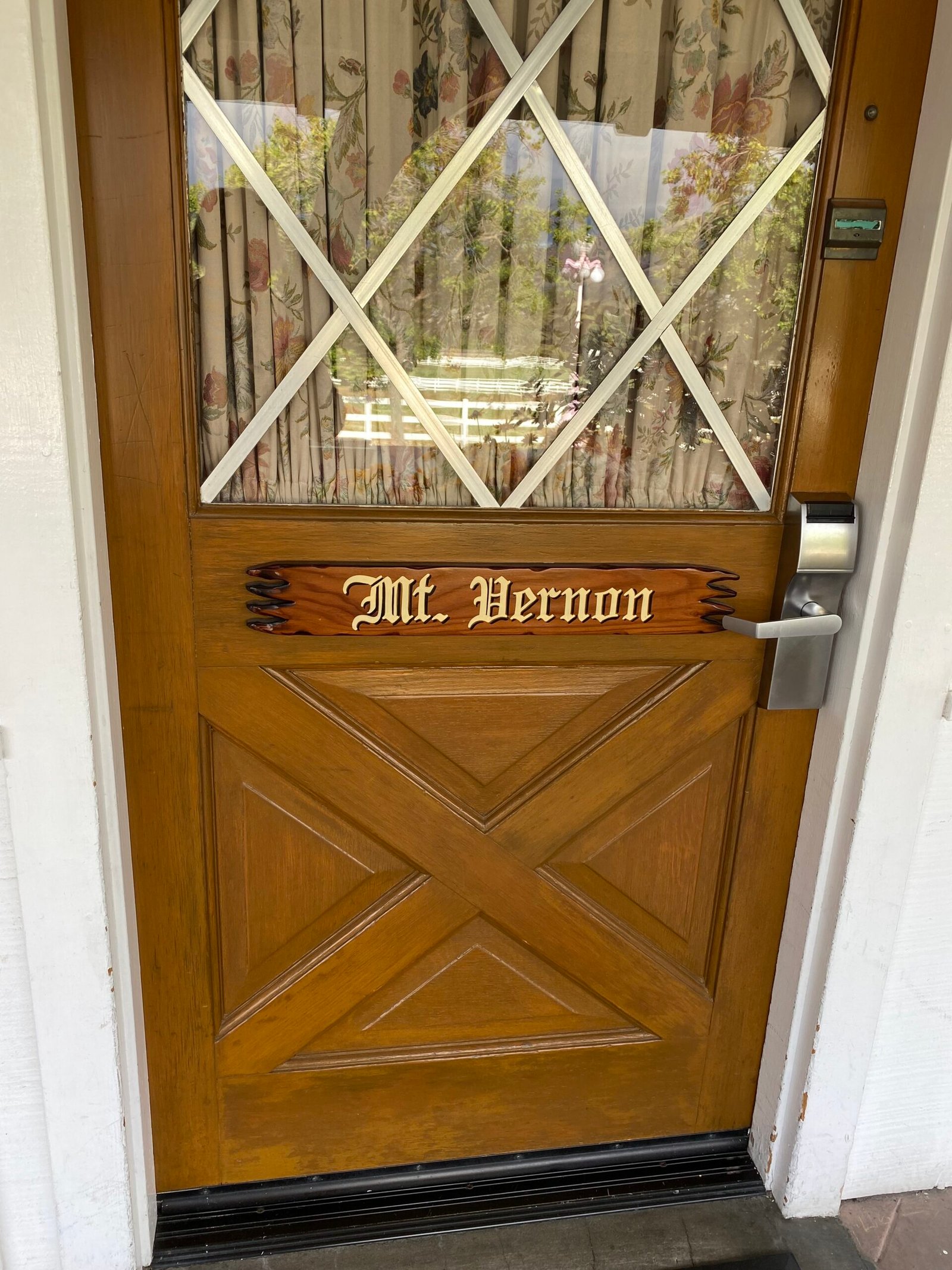 Mt Vernon Room Madonna Inn