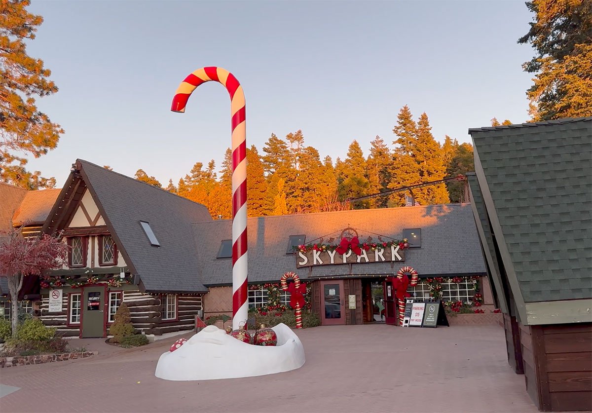 SkyPark-at-Santa's-Village-Entrance
