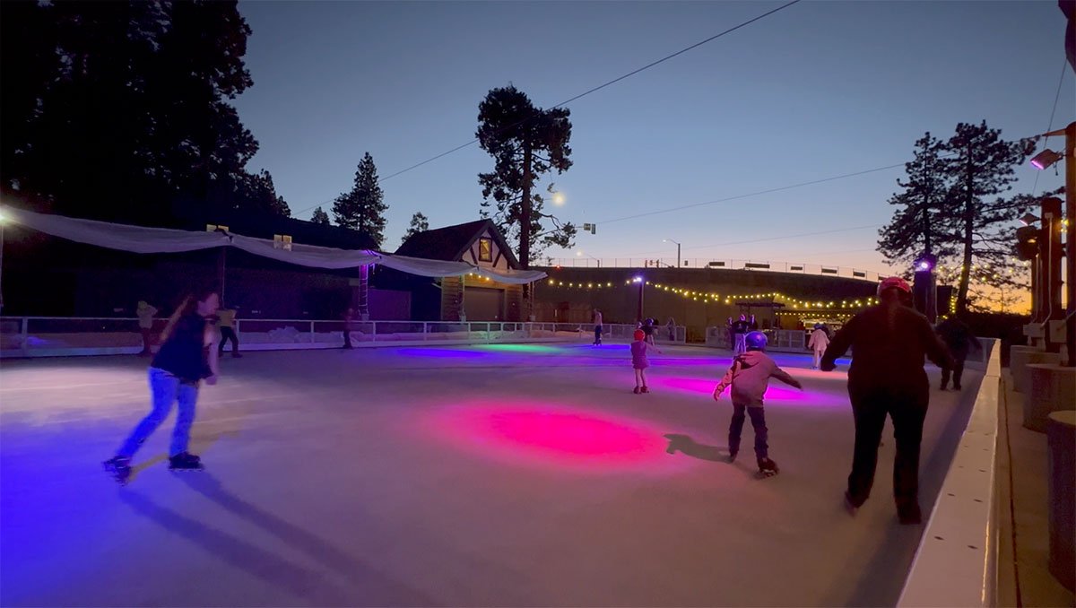 SkyPark-at-Santa's-Village-skating