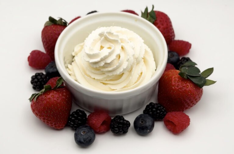 3-Ingredient-Homemade-Whipped-Cream